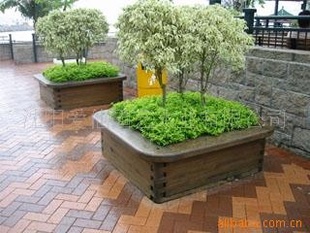 沈阳厂家订做防腐木花箱