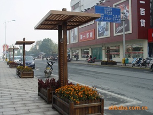 厂家直销 花盆容器,公路护栏花盆,优质花盆容器