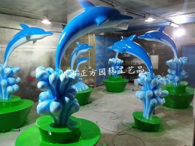 ֺ 㳡չʾСƷ ͨװͰڼ