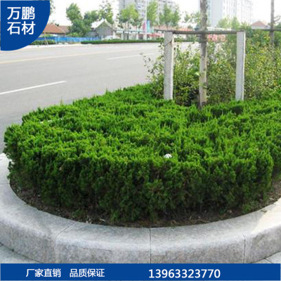 厂家*芝麻灰路缘石 定制石材路缘石 北方优质芝麻灰石材商