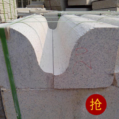 山东五莲花S型路沿石 五莲石材S型路沿石 北方五莲花异型商