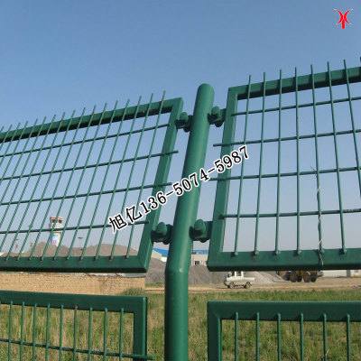 广州旭亿生产厂区框架围墙网 隔离防护网 公路栅栏 圈地用铁丝网