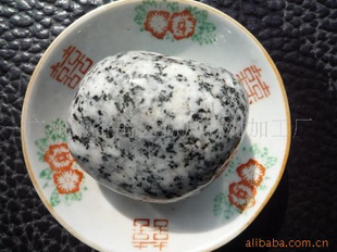 ֱ԰ƺװȾڰ׵5-8cmʯ